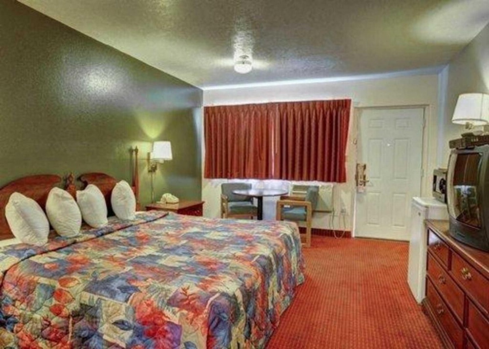 Rodeway Inn Cedar City Image 16