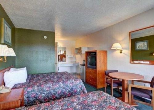 Rodeway Inn Cedar City image 24