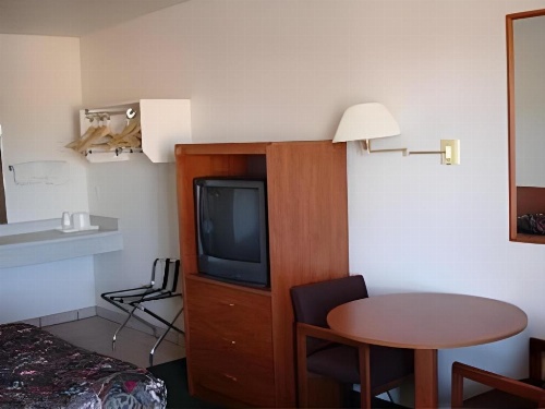 Rodeway Inn Cedar City image 31